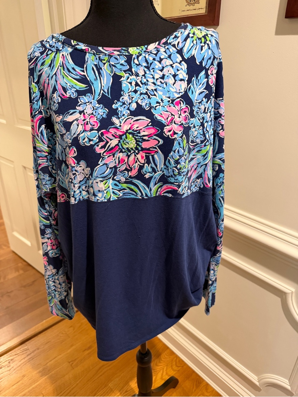 Lilly Pulitzer Navy Floral Block-Top Long Sleeve Pullover